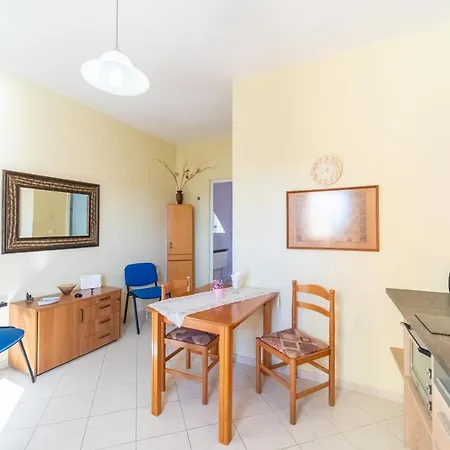 Afrodite 1 Appartement *